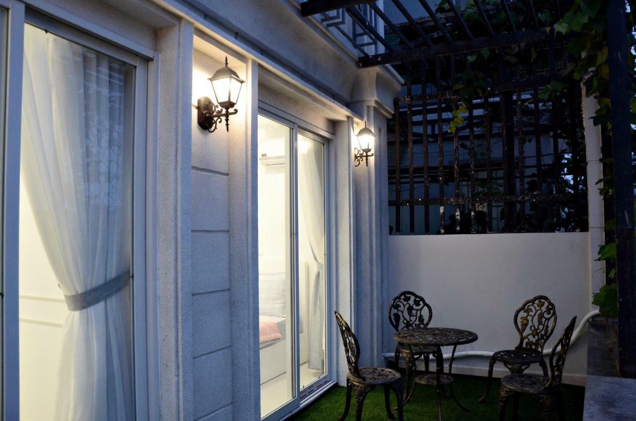 Smiley Apartment 8 Ho Chi Minh-staden Exteriör bild